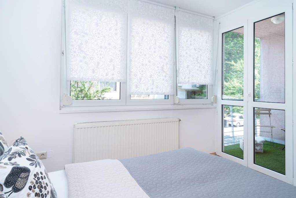 Appartamento Ap. With Free Parking Near Budapestcongress Centre Esterno foto